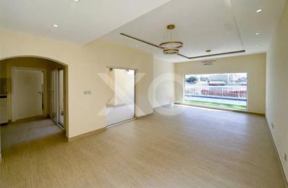Villa - 4 - 5 for rent in Meadows 2 - Meadows - Dubai