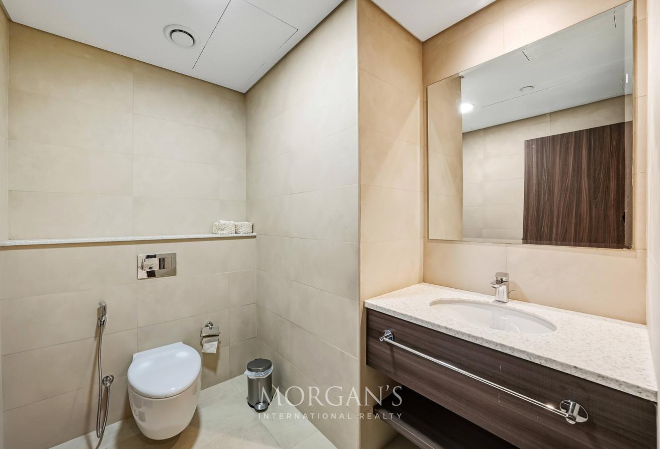 1BR Unit | Spacious Layout | Palm Views photo 17