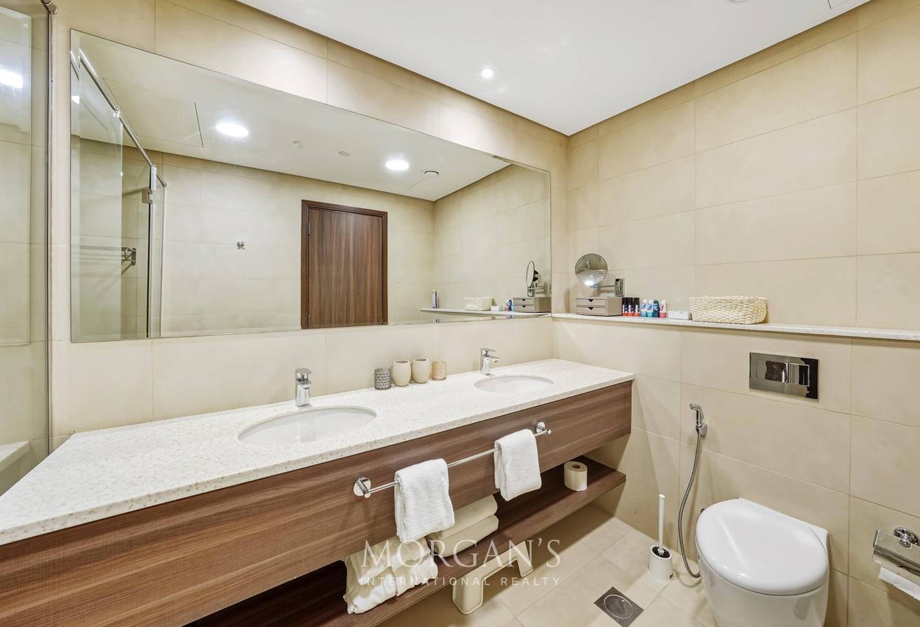 1BR Unit | Spacious Layout | Palm Views photo 16