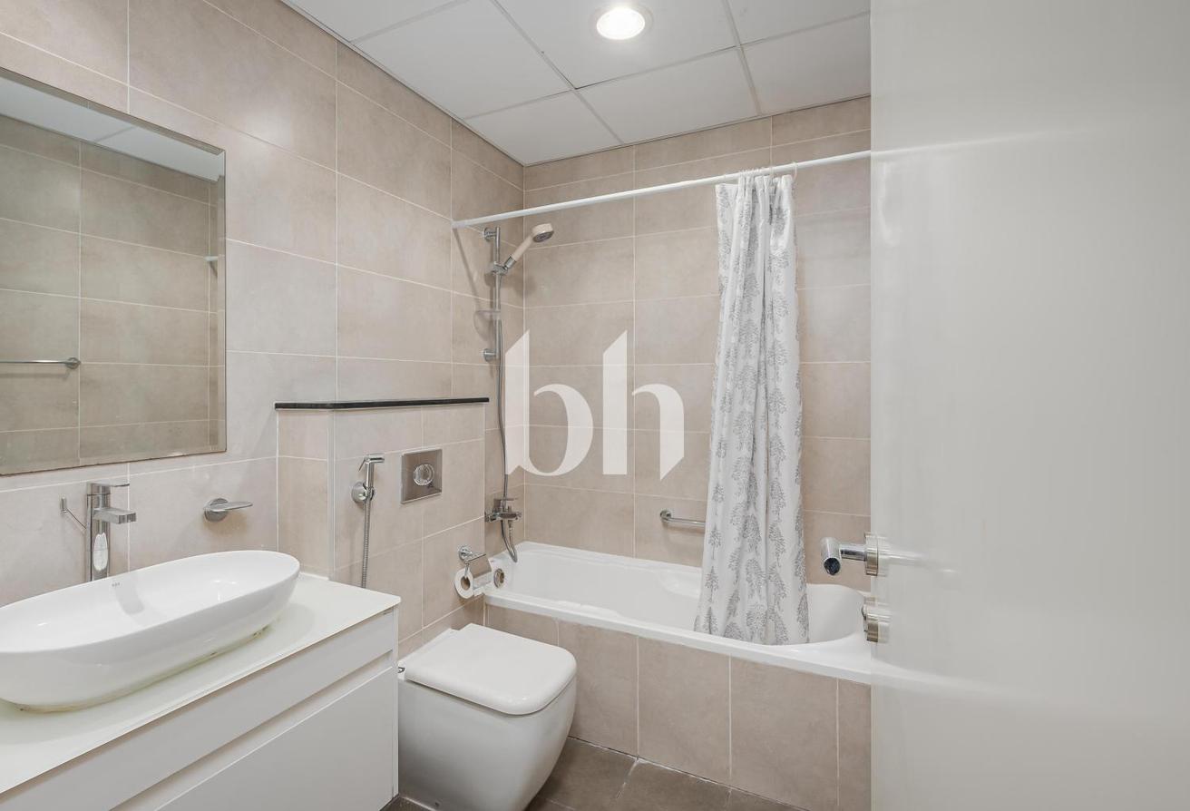 Furnished | High Floor | Golf Course View photo 10