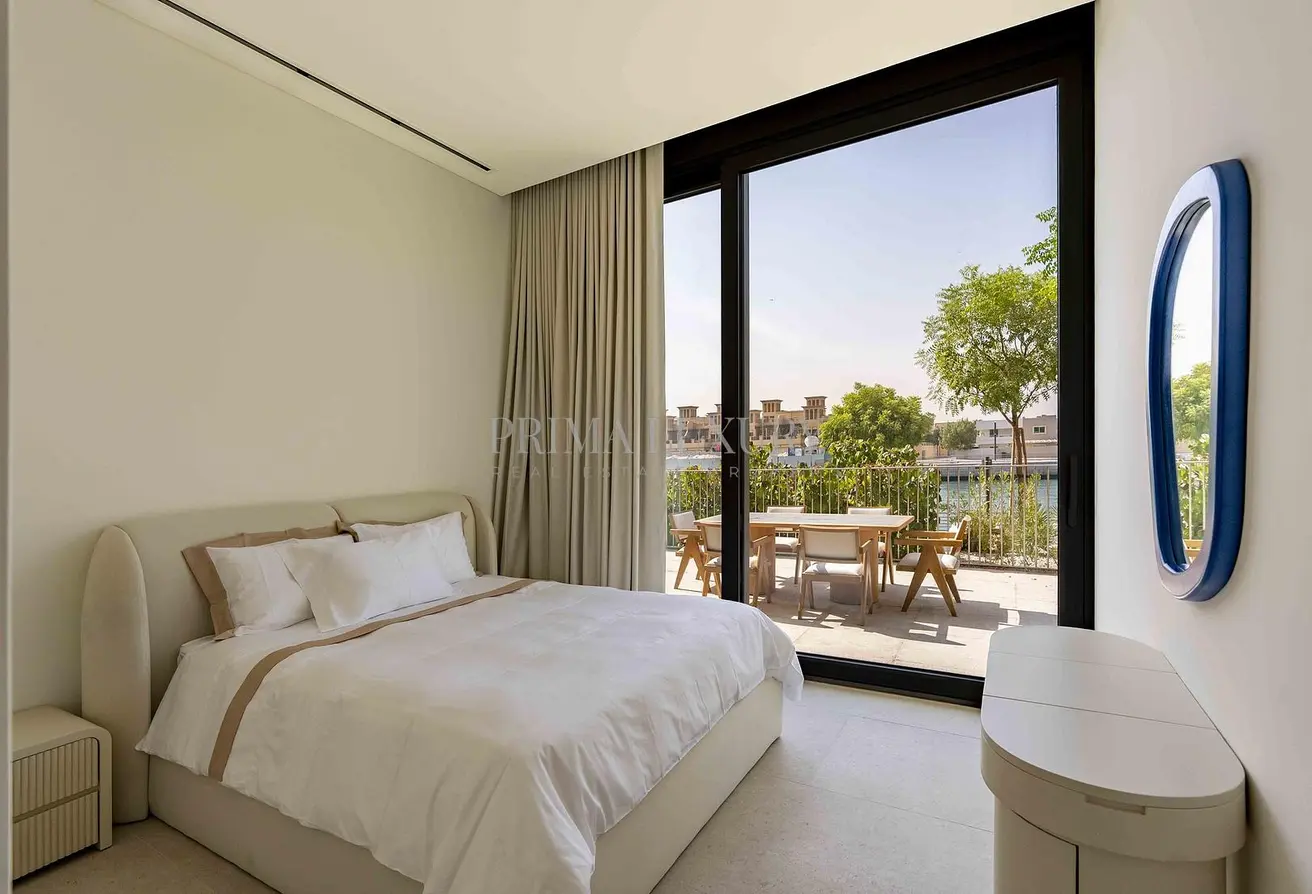 160115010 - Property Main Image