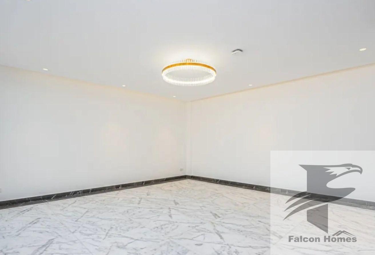 Modern Finish | 5BR Villa | Pool Lift | Sea View photo 19