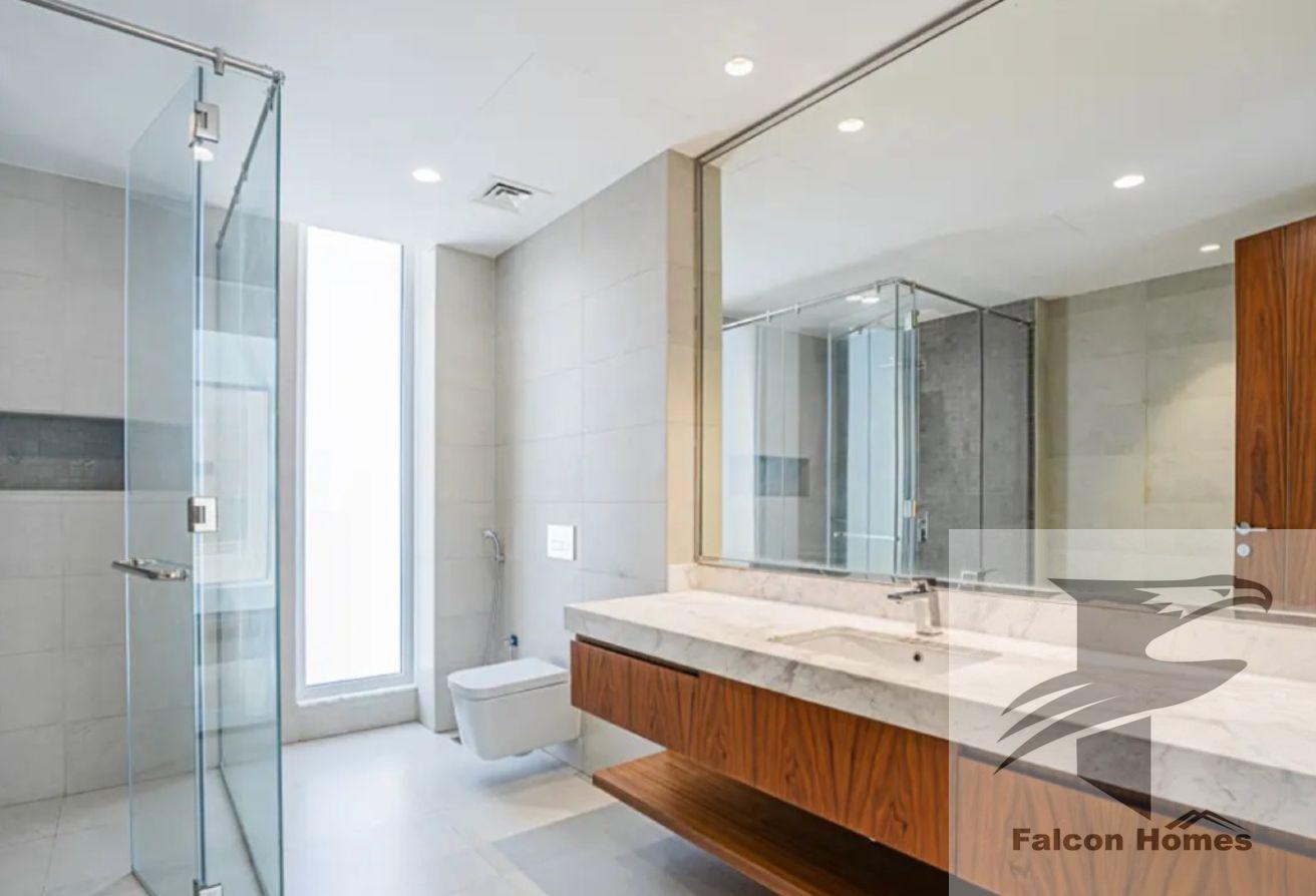 Modern Finish | 5BR Villa | Pool Lift | Sea View photo 22