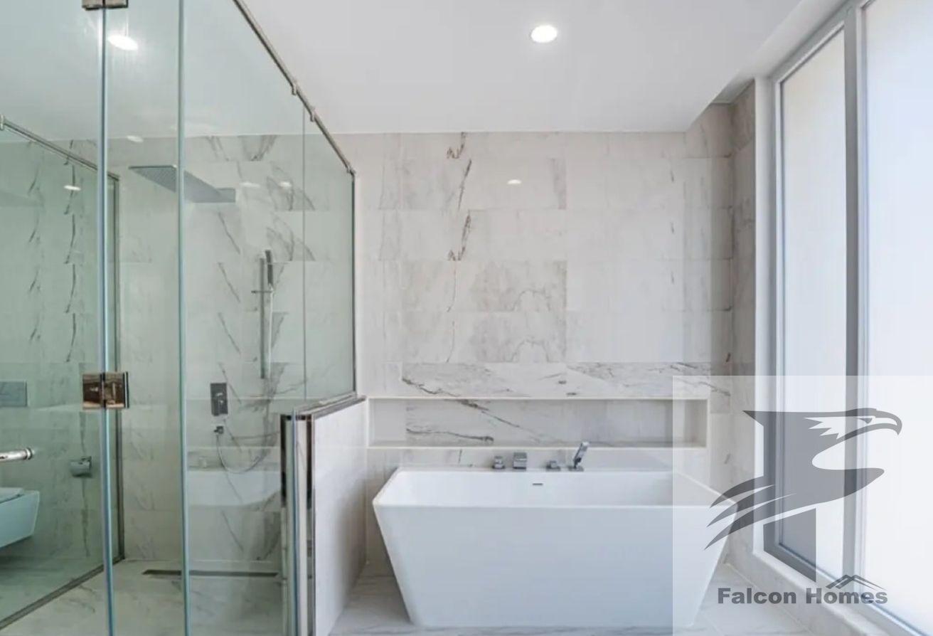 Modern Finish | 5BR Villa | Pool Lift | Sea View photo 18