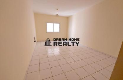 Apartment - Studio - 1 Bathroom for rent in Al Khan 9 building - Al Khan - Sharjah