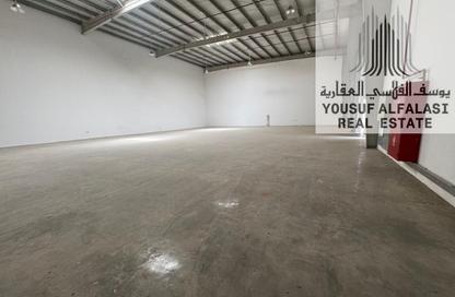 Warehouse - Studio - 1 Bathroom for rent in Umm Al Thuoob - Umm Al Quwain