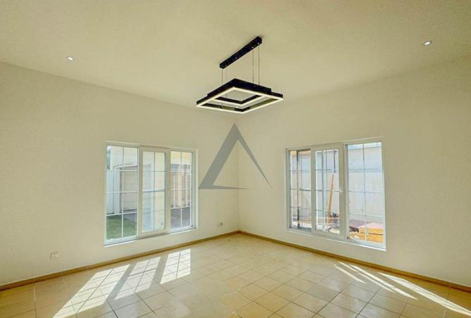 62858428 - Property Image 3