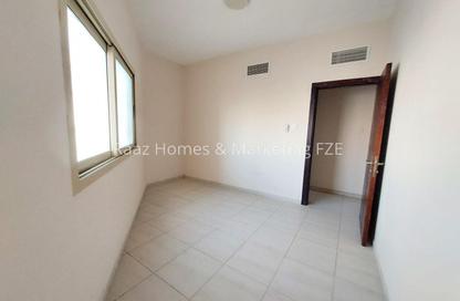 Apartment - 1 - 1 for rent in Al Butina 9 Building - Bu Tina - Al Sharq - Sharjah