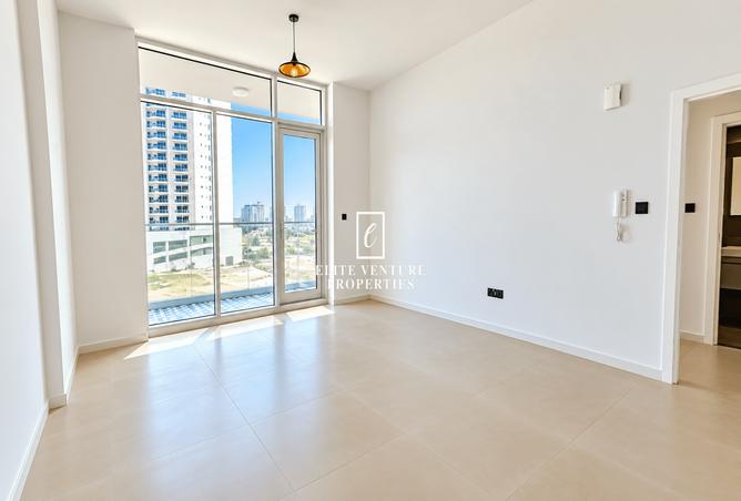 OPEN VIEW | QUALITY FINISHES | LARGE LAYOUT