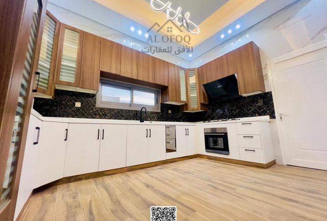 57770043 - Property Image 3