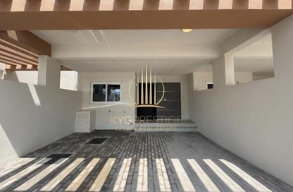 Townhouse - 4 - 4 for sale in Verona - Damac Hills 2 - Dubai