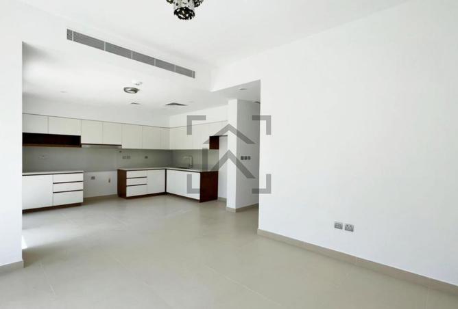 83212941 - Property Image 3