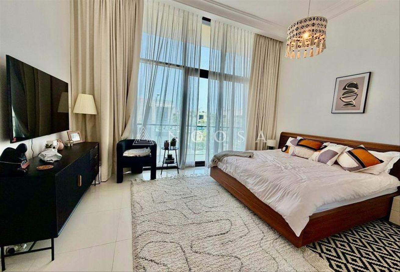 Standalone Villa | Single Row | Unfurnished photo 13