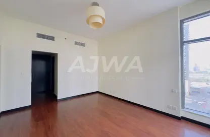 Apartment - 1 Bedroom - 2 Bathrooms for rent in Green Lakes Towers 1 - Green Lakes Towers - JLT Cluster S - Jumeirah Lake Towers - Dubai