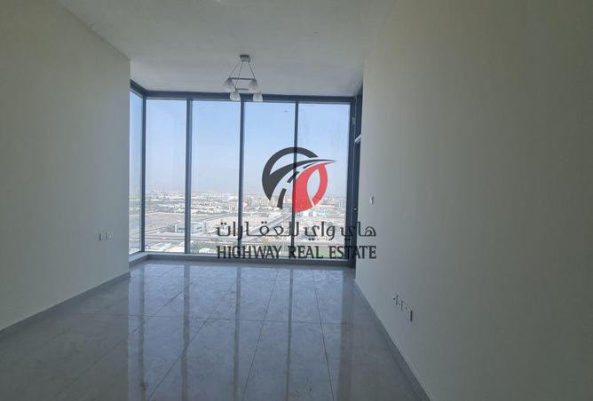 2Oes9urr4jY - Property Main Image