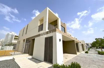 Townhouse - 3 Bedrooms - 4 Bathrooms for rent in Aura Gardens - Tilal Al Ghaf - Dubai