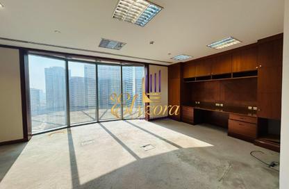 Office Space - Studio - 4 for rent in Al Saqr Business Tower - Sheikh Zayed Road - Dubai Office Space - Studio - 4 for rent in Al Saqr Business Tower - Sheikh Zayed Road - Dubai