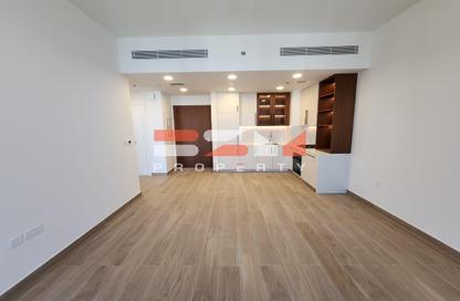 Apartment - 1 Bedroom - 1 Bathroom for rent in The Mayfair - Town Square - Dubai