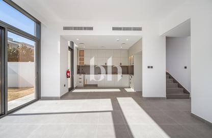 Townhouse - 3 - 3 for rent in May - Arabian Ranches 3 - Dubai