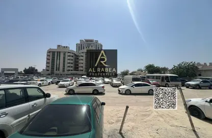 أرض - استوديو للايجار في مساكن كورنيش عجمان - طريق كورنيش عجمان - عجمان