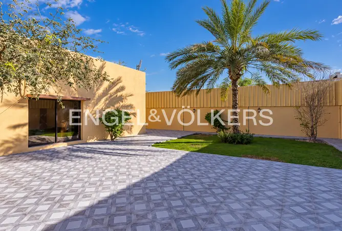 151929262 - Property Image 2