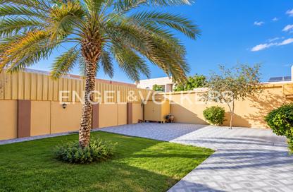 Villa - 3 - 3 for rent in Al Goze Building - Al Quoz 1 - Al Quoz - Dubai