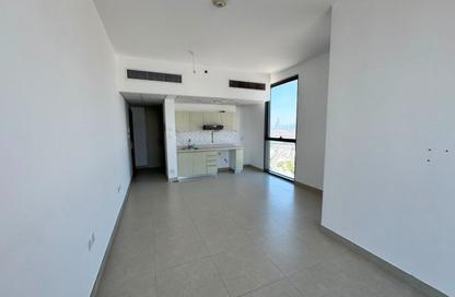 Apartment - Studio - 1 Bathroom for rent in Afnan 1 - Afnan - Midtown - Dubai Production City (IMPZ) - Dubai