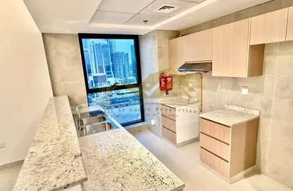 Apartment - 1 Bedroom - 2 Bathrooms for rent in Haas Building - Jumeirah Garden City - Al Satwa - Dubai