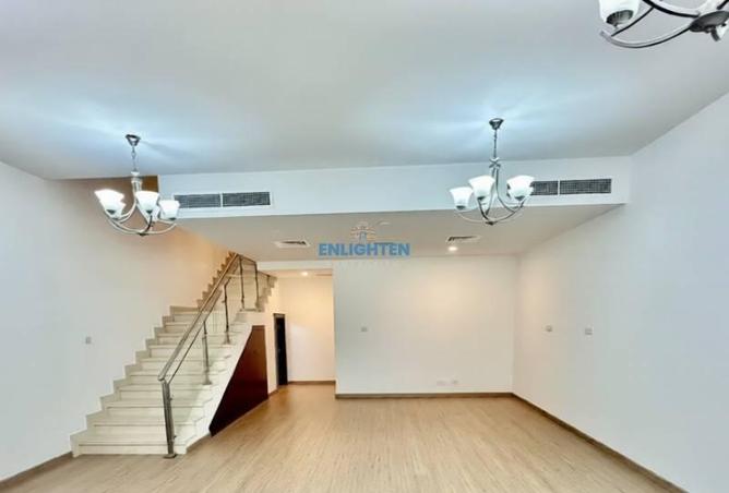 74250177 - Property Main Image