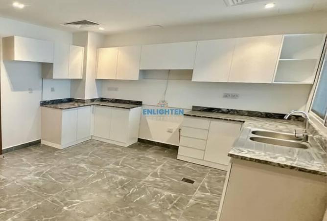 74250177 - Property Image 3