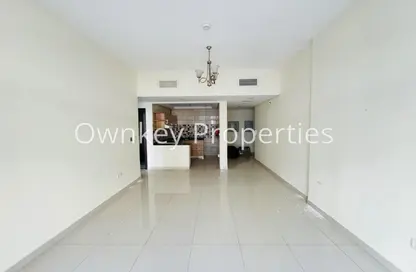 Apartment - 1 Bedroom - 2 Bathrooms for rent in Sandy Fox - District 12 - Jumeirah Village Circle - Dubai