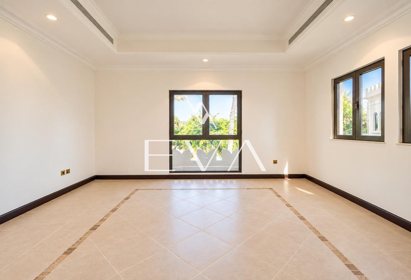 STANDALONE VILLA | BEACHFRONT | PARTIALLY UPGRADED photo 9