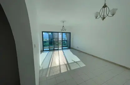 Apartment - 2 Bedrooms - 2 Bathrooms for rent in Al Majaz 2 - Al Majaz - Sharjah