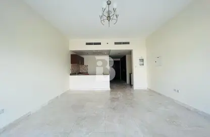 Apartment - Studio - 1 Bathroom for rent in Safeer Towers - Business Bay - Dubai