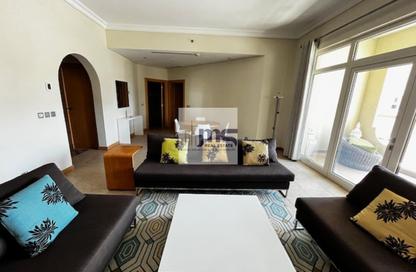 Apartment - 2 Bedrooms - 3 Bathrooms for rent in Al Das - Shoreline Apartments - Palm Jumeirah - Dubai