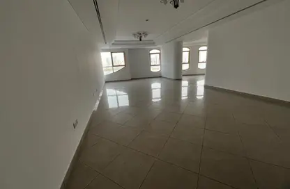 Apartment - 4 Bedrooms - 5 Bathrooms for rent in Al Majaz 3 - Al Majaz - Sharjah