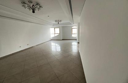 Apartment - 4 Bedrooms - 5 Bathrooms for rent in Al Majaz 3 - Al Majaz - Sharjah