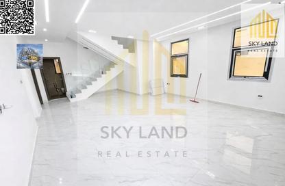 عمارة بالكامل - 7+ - 7+ للايجار في أم درع - أم القيوين