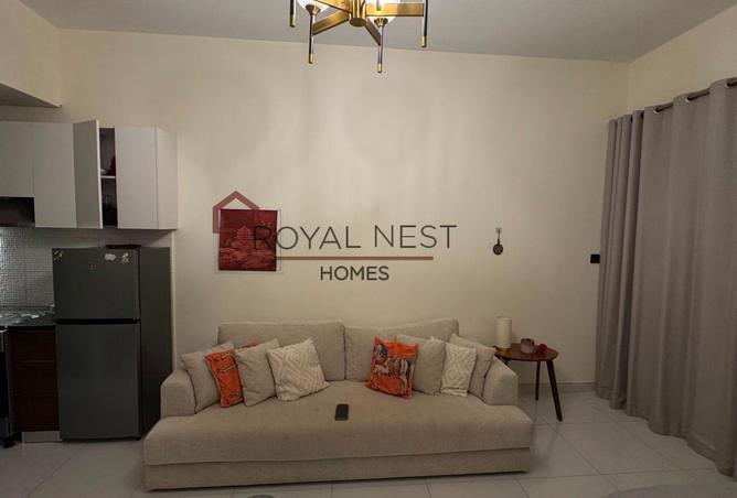 121104580 - Property Image 2