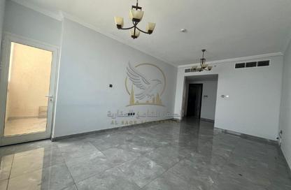 Apartment - 3 - 3 for rent in Al Majaz 2 - Al Majaz - Sharjah Apartment - 3 - 3 for rent in Al Majaz 2 - Al Majaz - Sharjah