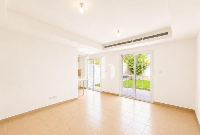 106394856 - Property Image 2