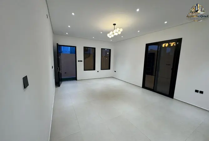 152389560 - Property Image 2