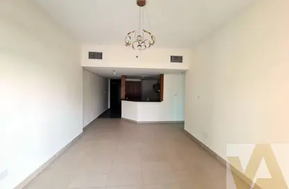 شقة - غرفة نوم - 1 حمام للايجار في برج ليك سايد أ - ليك سايد ريزيدنس - مدينة دبي للإنتاج (اي ام بي زد) - دبي