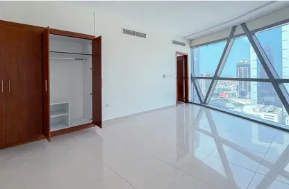 Apartment - 2 Bedrooms - 3 Bathrooms for sale in Park Towers - DIFC - Dubai