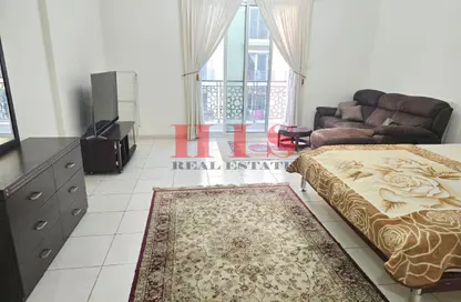 Apartment - Studio - 1 Bathroom for rent in Building IC1-EMR-09 - Emirates Cluster - International City - Dubai