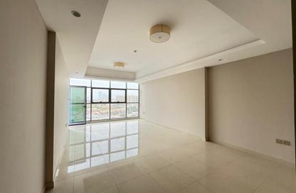 Apartment - 2 Bedrooms - 3 Bathrooms for rent in Gulfa Towers - Al Rashidiya 1 - Al Rashidiya - Ajman