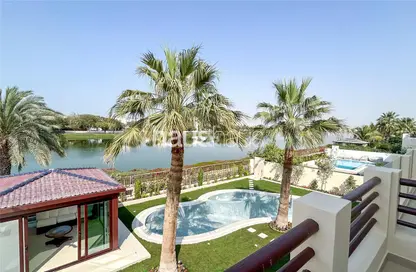 Villa - 5 Bedrooms - 6 Bathrooms for rent in Meadows 8 - Meadows - Dubai