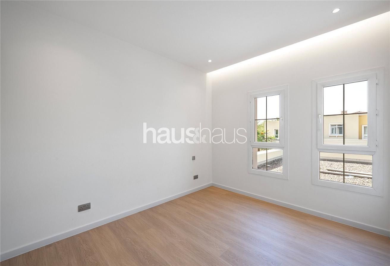 Fully Upgraded | Turnkey | 3 Bed + Maids photo 10