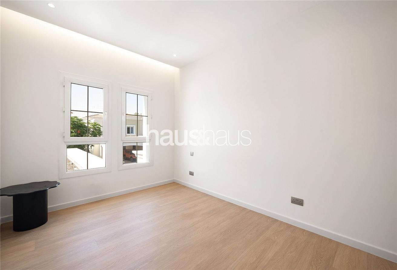 Fully Upgraded | Turnkey | 3 Bed + Maids photo 14