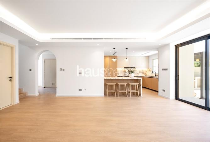 126105431 - Property Image 2